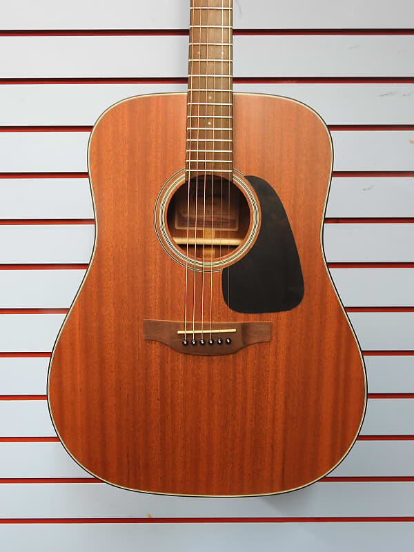 Акустическая гитара Takamine GD11M
Акустическая гитара Takamine GD11M