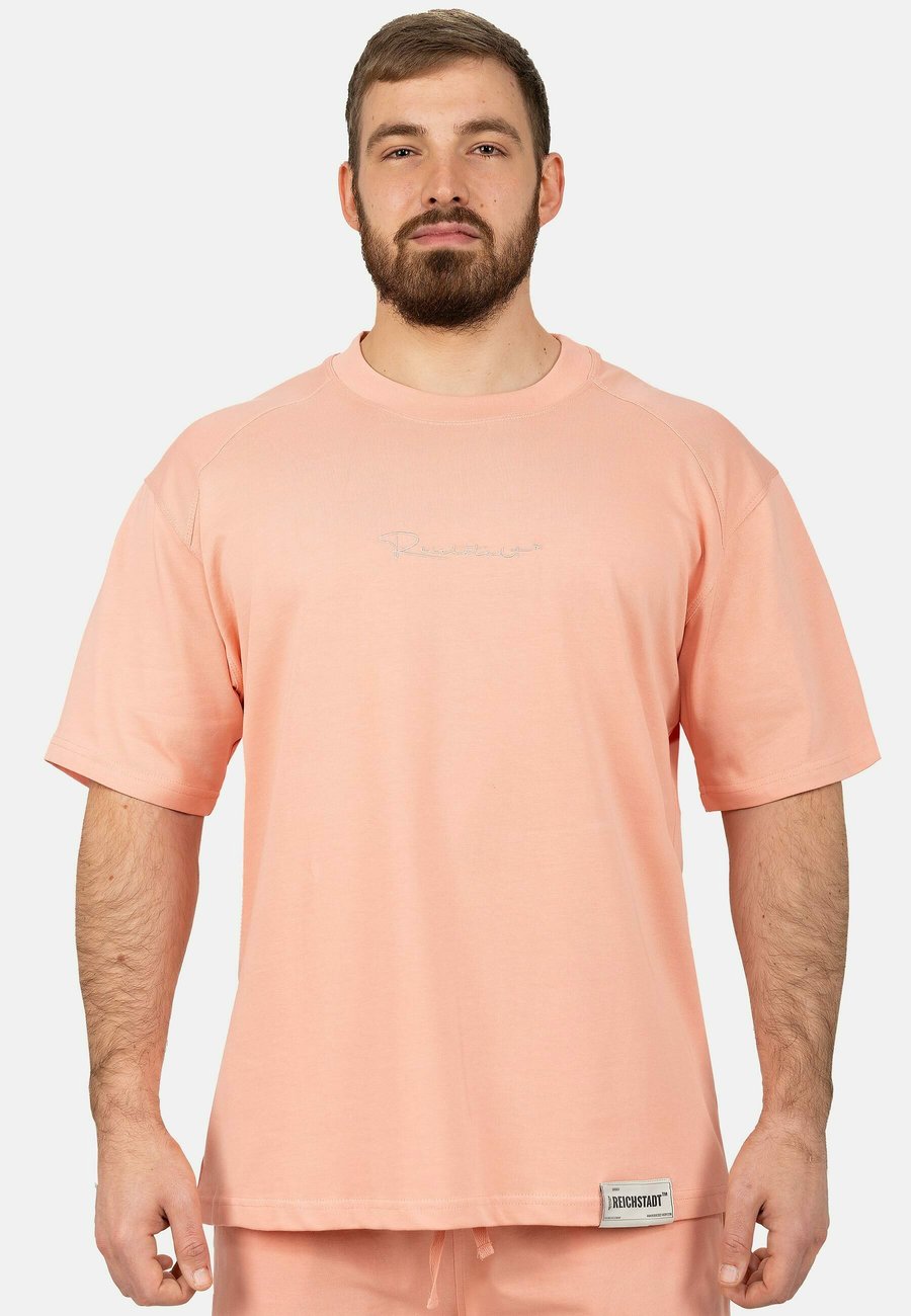 Футболка Reichstadt Basic T-shirt, Old Pink/Neon Pink, Розовый, Футболка Reichstadt Basic T-shirt, Old Pink/Neon Pink
Футболка Reichstadt Basic T-shirt, Old Pink/Neon Pink, Розовый, Футболка Reichstadt Basic T-shirt, Old Pink/Neon Pink