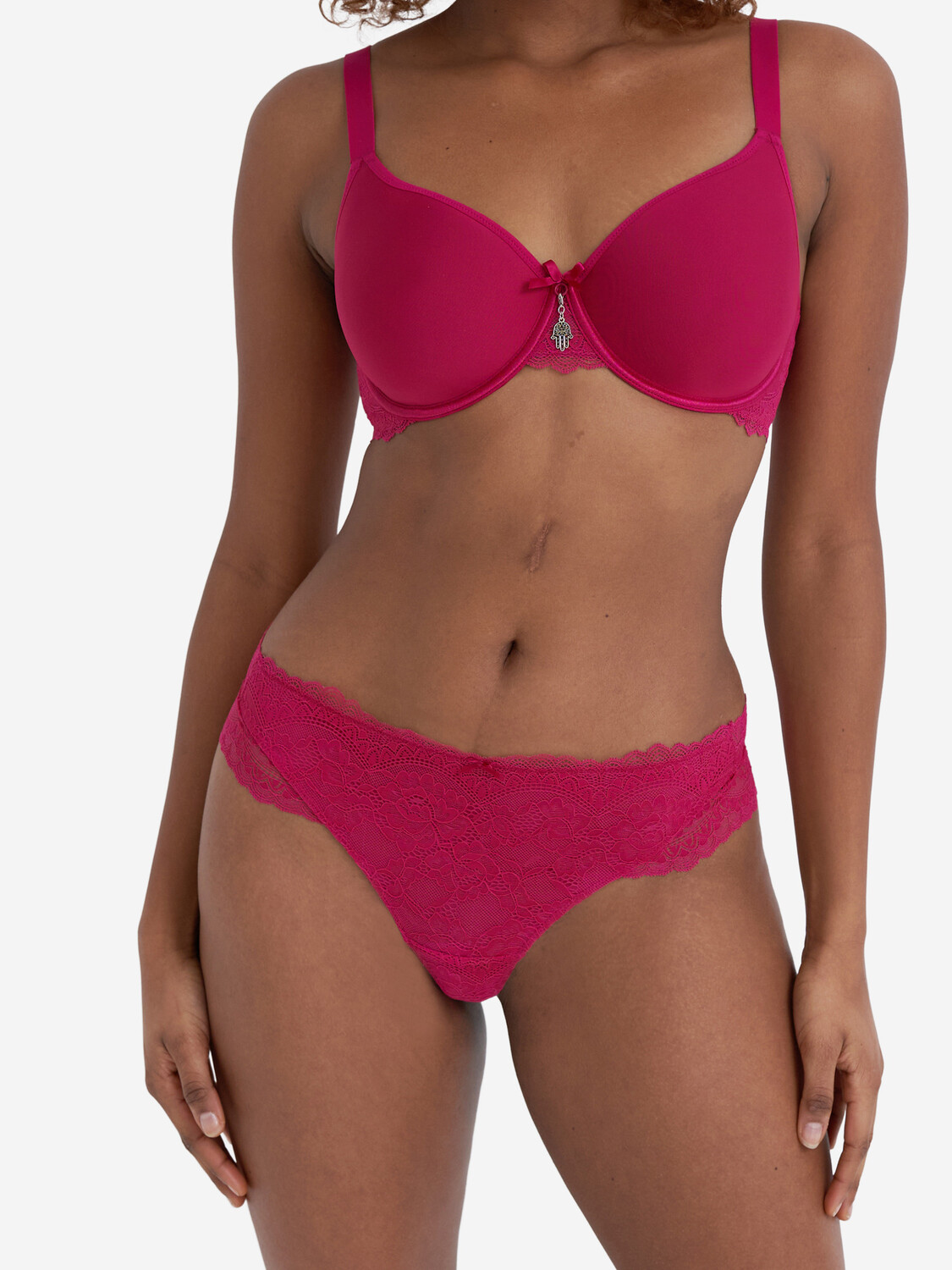 Стринги SugarShape Lucy, цвет raspberry
Стринги SugarShape Lucy, цвет raspberry