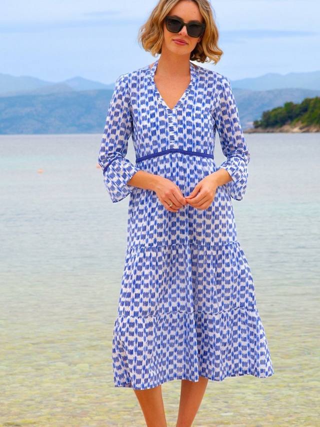 Платье миди с V-образным вырезом из хлопка Hayden Aspiga, White/Blue
Платье миди с V-образным вырезом из хлопка Hayden Aspiga, White/Blue