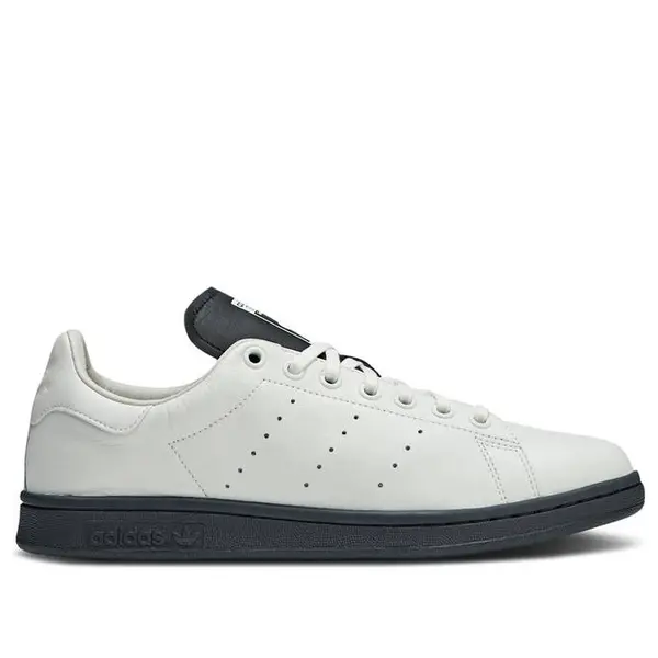 Кроссовки оригиналы stan smith x yohji yamamoto Adidas, белый
Кроссовки оригиналы stan smith x yohji yamamoto Adidas, белый