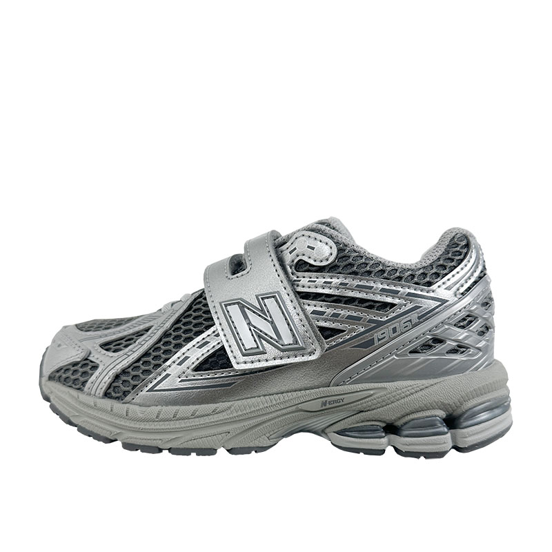 New Balance NB 1906R амортизирующие и дышащие низкие кроссовки для бега silver детские
New Balance NB 1906R амортизирующие и дышащие низкие кроссовки для бега silver детские