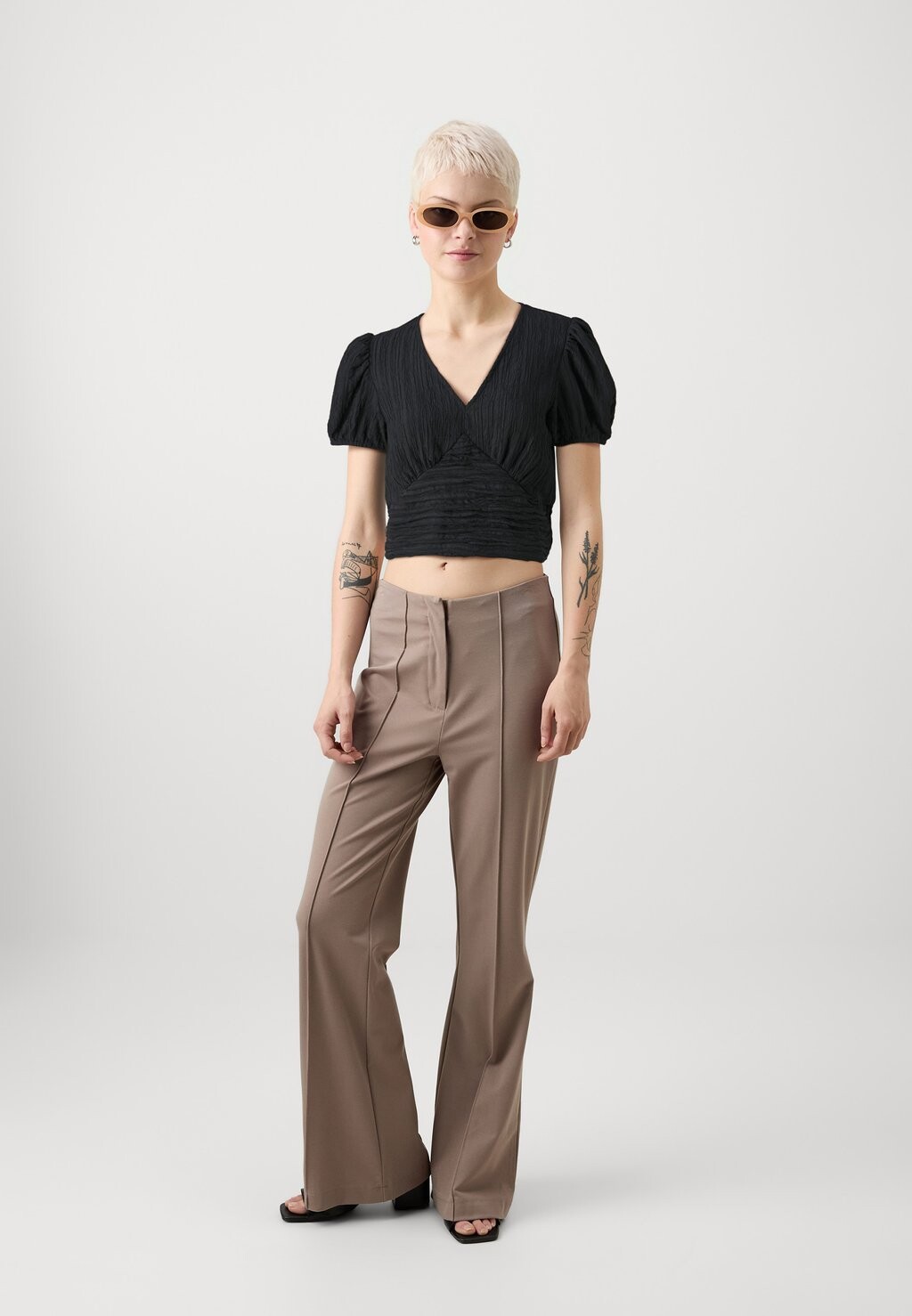 Блуза VMANDREA CROPPED Vero Moda, черный
Блуза VMANDREA CROPPED Vero Moda, черный