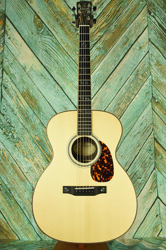 Акустическая гитара OM-03 Rosewood - Vine Inlay Special Edition
Акустическая гитара OM-03 Rosewood - Vine Inlay Special Edition