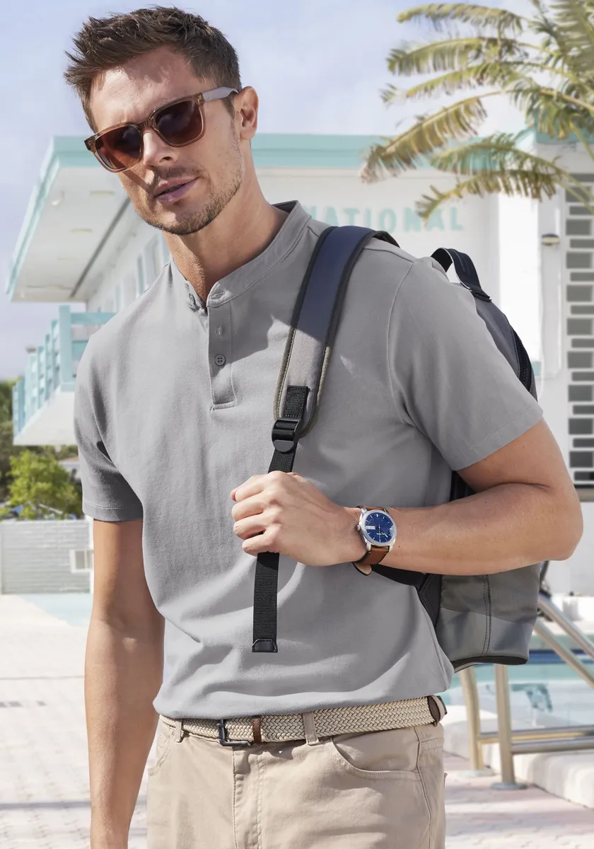 Рубашка-поло John Devin "с воротником стойкой", стандартного кроя, из хлопкового пике, серый
Рубашка-поло John Devin "с воротником стойкой", стандартного кроя, из хлопкового пике, серый