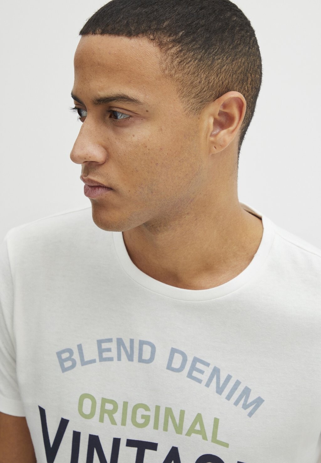 Футболка с принтом 3 Pack Blend, микс цветов
Футболка с принтом 3 Pack Blend, микс цветов