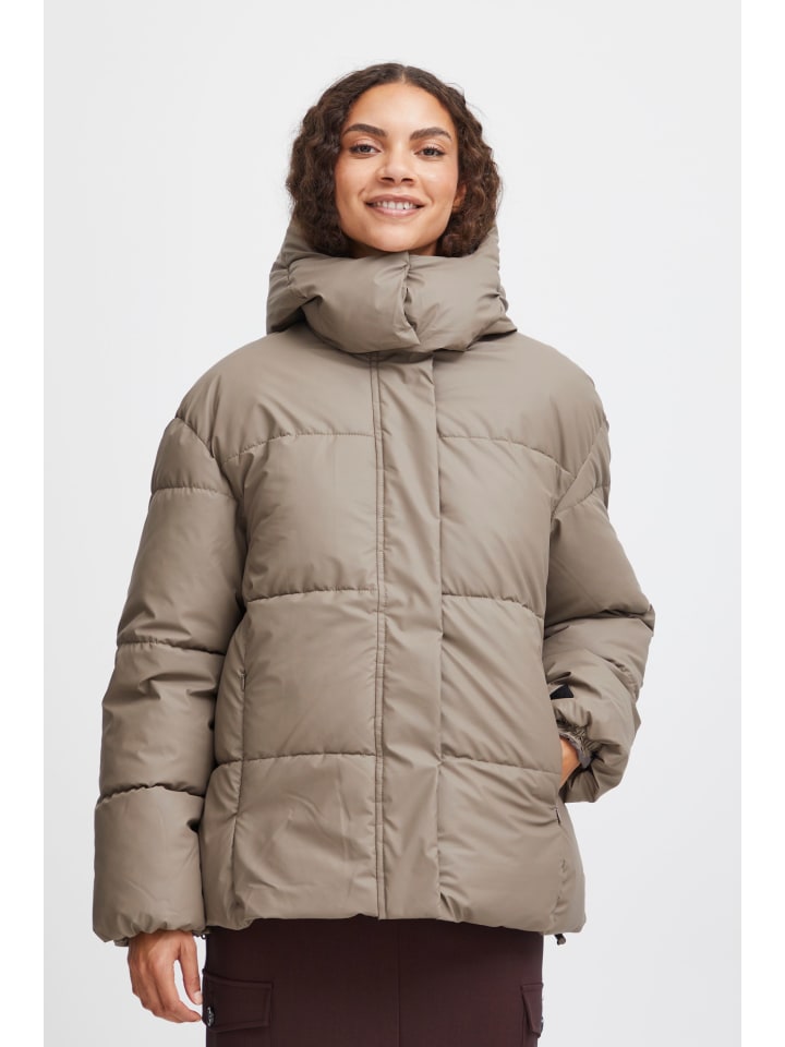 Куртка BYAZUA Свободного кроя в цвете Орех b. young
Куртка BYAZUA Свободного кроя в цвете Орех b. young