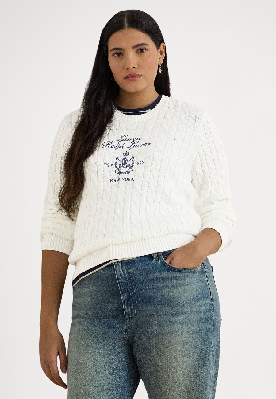 Джемпер Lauren Ralph Lauren Woman EMBROIDERED-CREST CABLE-KNIT , White/Off-White
Джемпер Lauren Ralph Lauren Woman EMBROIDERED-CREST CABLE-KNIT , White/Off-White