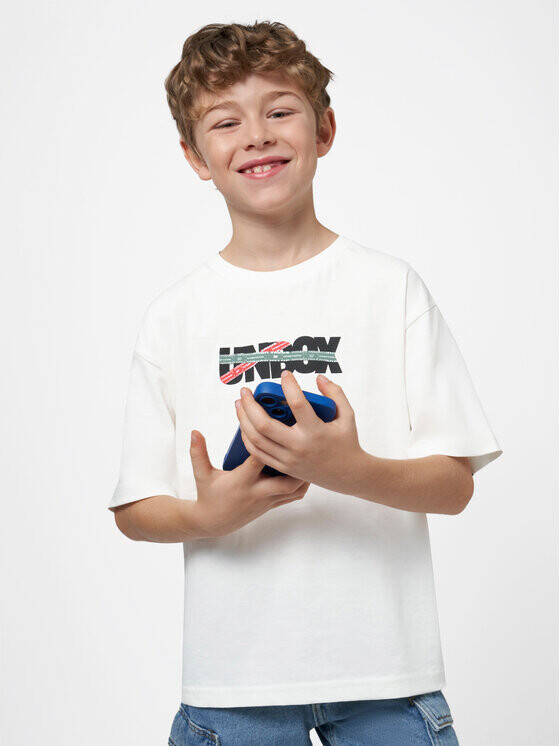 Футболка стандартного кроя Mayoral, белый
Футболка стандартного кроя Mayoral, белый