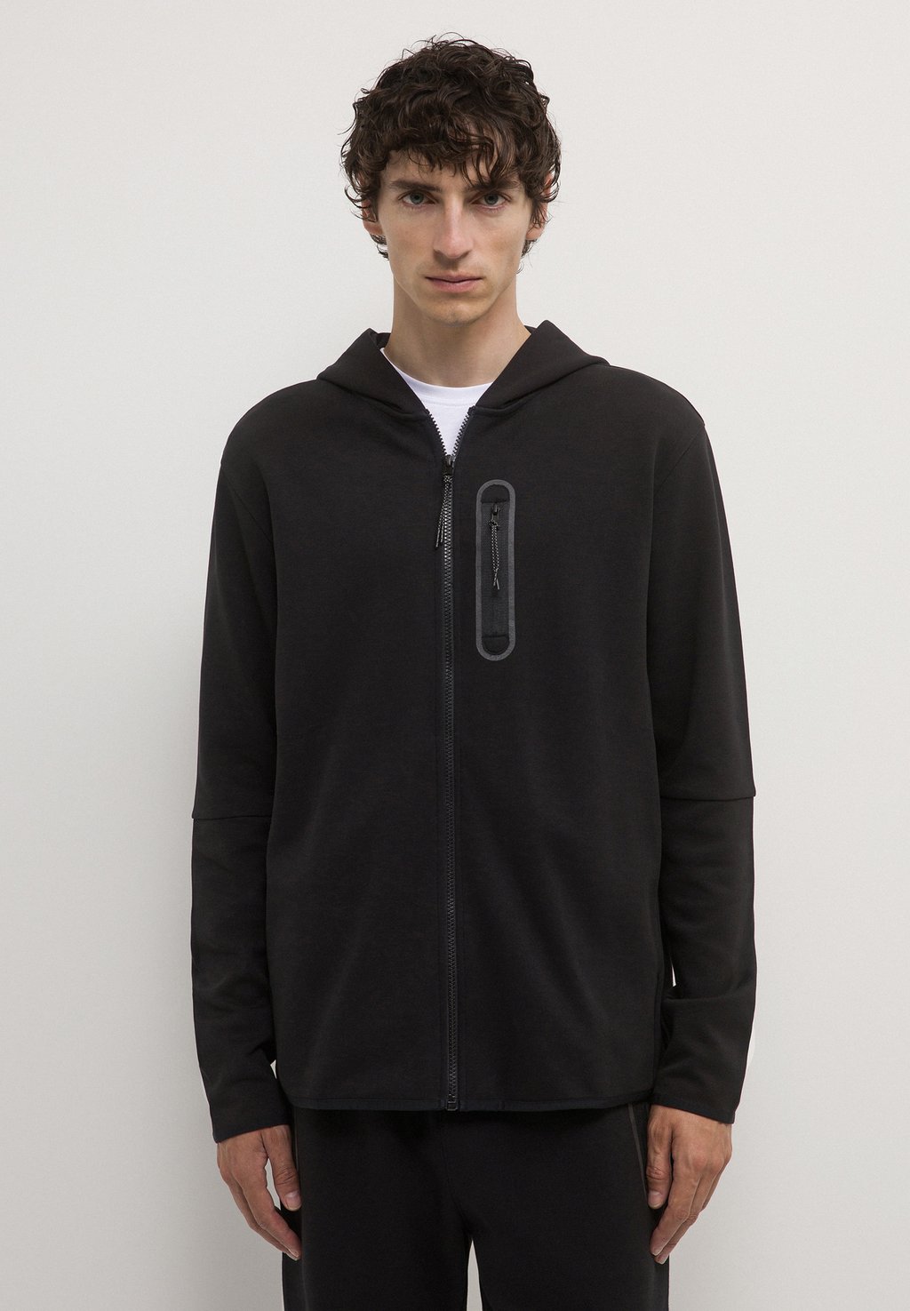 Толстовка на молнии TECNICA CON CAPPUCCIO Calliope, черный
Толстовка на молнии TECNICA CON CAPPUCCIO Calliope, черный