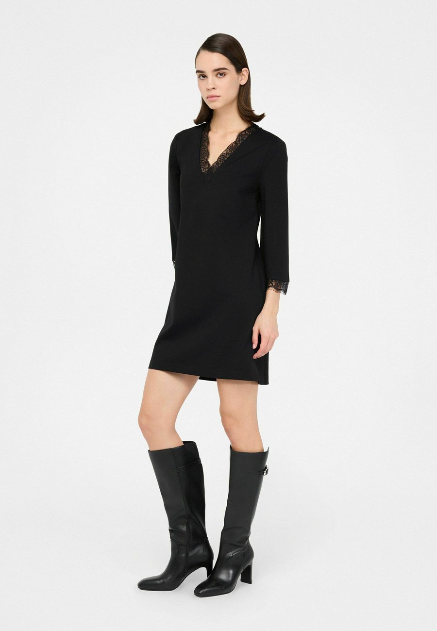 Платье LIU JO Day dress, Black
Платье LIU JO Day dress, Black