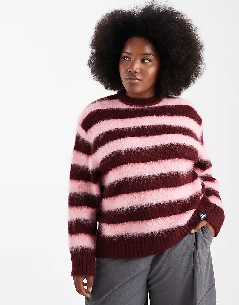 Эксклюзивный пушистый джемпер Renee Studio Plus с круглым вырезом в розово-бордовую полоску
Эксклюзивный пушистый джемпер Renee Studio Plus с круглым вырезом в розово-бордовую полоску