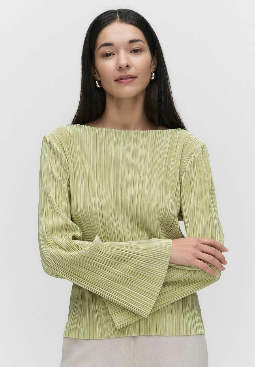 Блуза STOCKH LM Studio DUA PLEATED LONG SLEEVE, Green
Блуза STOCKH LM Studio DUA PLEATED LONG SLEEVE, Green
