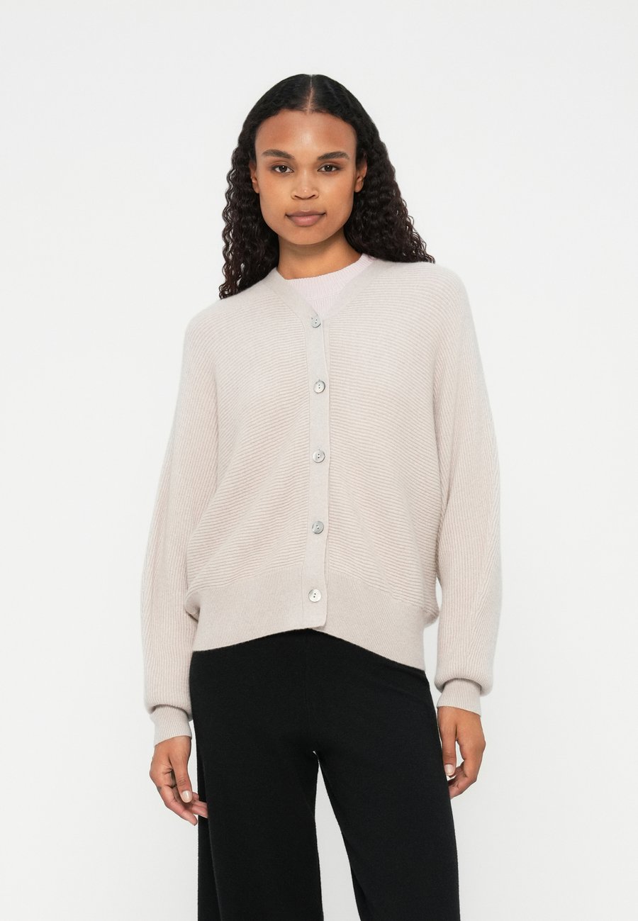 Кардиган FTC Cashmere Cardigan, Seed/Brown
Кардиган FTC Cashmere Cardigan, Seed/Brown