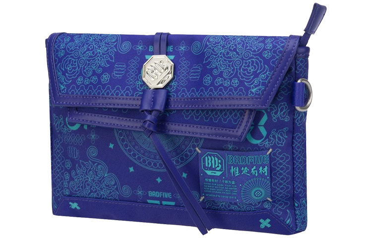 Тканевая наплечная сумка LiNing, черезплечная сумка обычная унисекс флуоресцентный синий фиолетовый
Тканевая наплечная сумка LiNing, черезплечная сумка обычная унисекс флуоресцентный синий фиолетовый