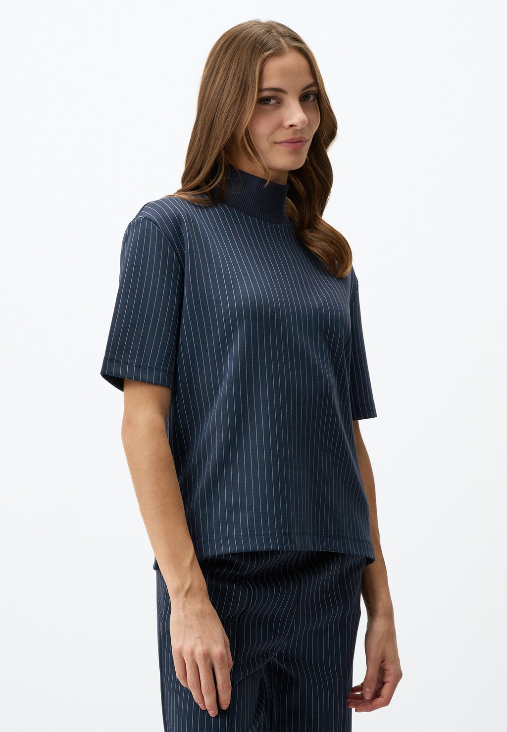 Футболка с принтом Jimmy Key, темно-синий
Футболка с принтом Jimmy Key, темно-синий