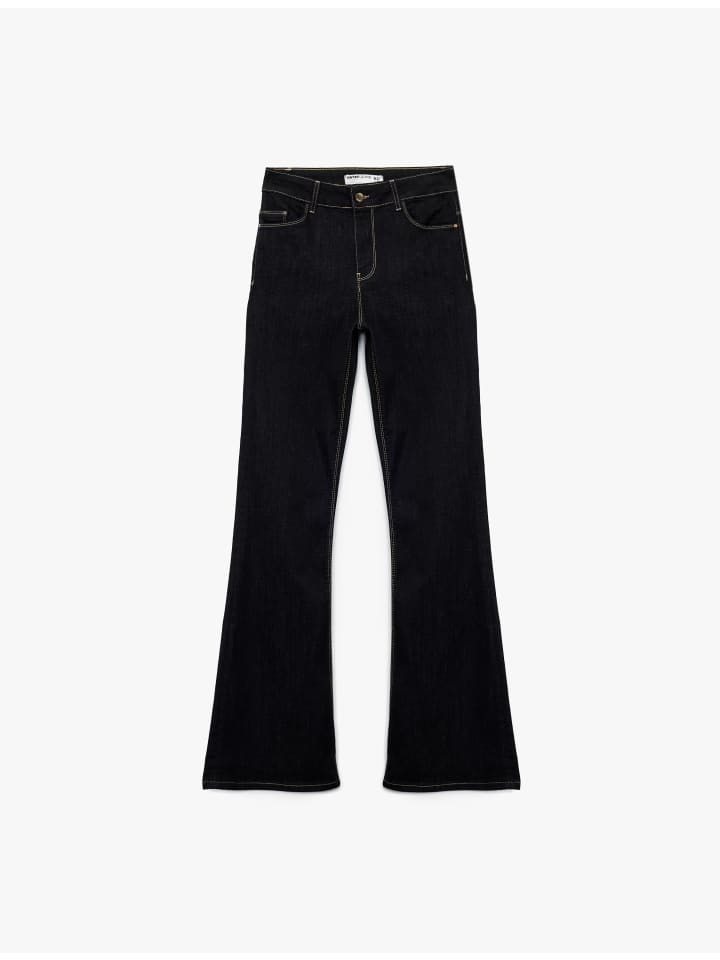 Брюки цвета темного индиго KOTON
Брюки цвета темного индиго KOTON