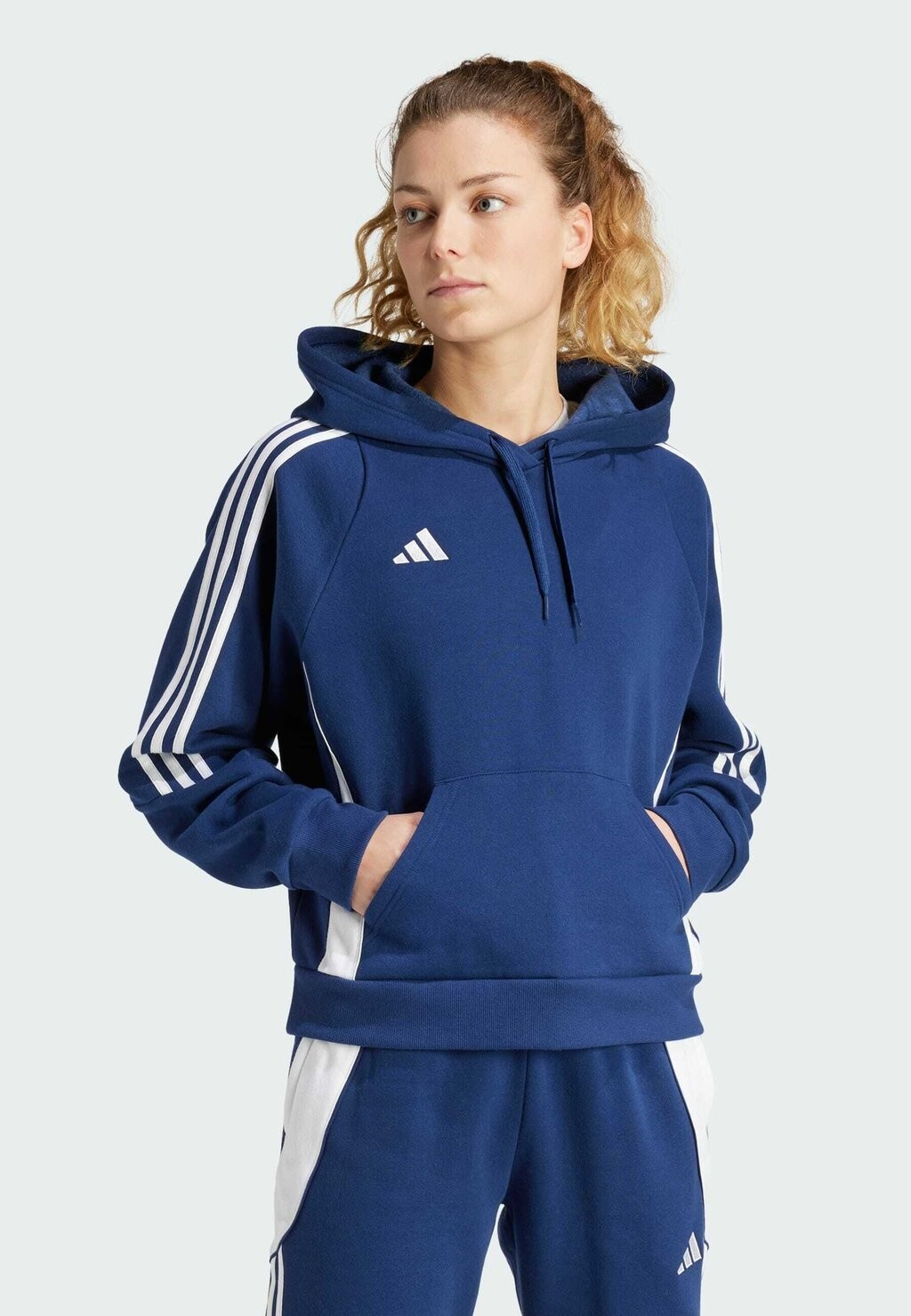 Толстовка Tiro 24 Adidas, цвет team navy blue white, Белый, Толстовка Tiro 24 Adidas, цвет team navy blue white
Толстовка Tiro 24 Adidas, цвет team navy blue white, Белый, Толстовка Tiro 24 Adidas, цвет team navy blue white