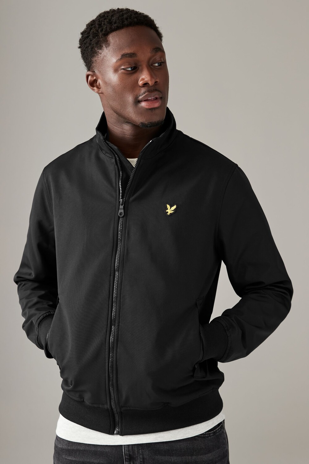 Куртка с воротником стойкой и сетчатой подкладкой Lyle & Scott, черный
Куртка с воротником стойкой и сетчатой подкладкой Lyle & Scott, черный