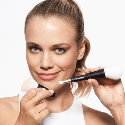 Набор кистей Catrice Magic Perfectors 4 в 1 для выраженного результата
Набор кистей Catrice Magic Perfectors 4 в 1 для выраженного результата