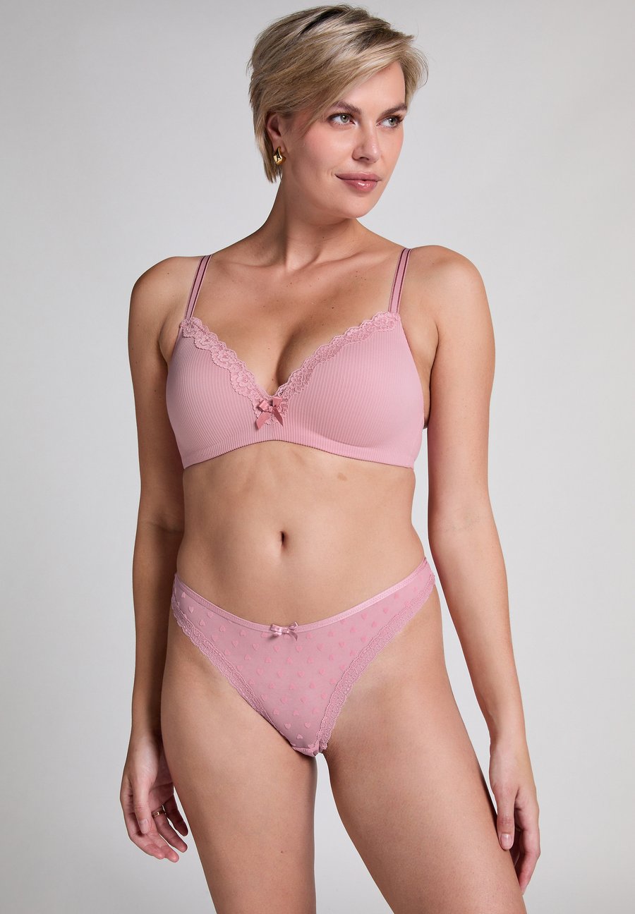 Трусы Hunkemöller PHOEBE, Pink
Трусы Hunkemöller PHOEBE, Pink