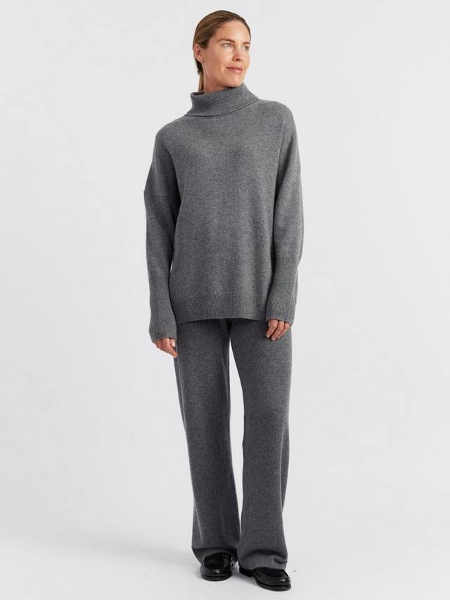 Джемпер Polo Pure Cashmere Chinti & Parker, Mid Grey Melange
Джемпер Polo Pure Cashmere Chinti & Parker, Mid Grey Melange