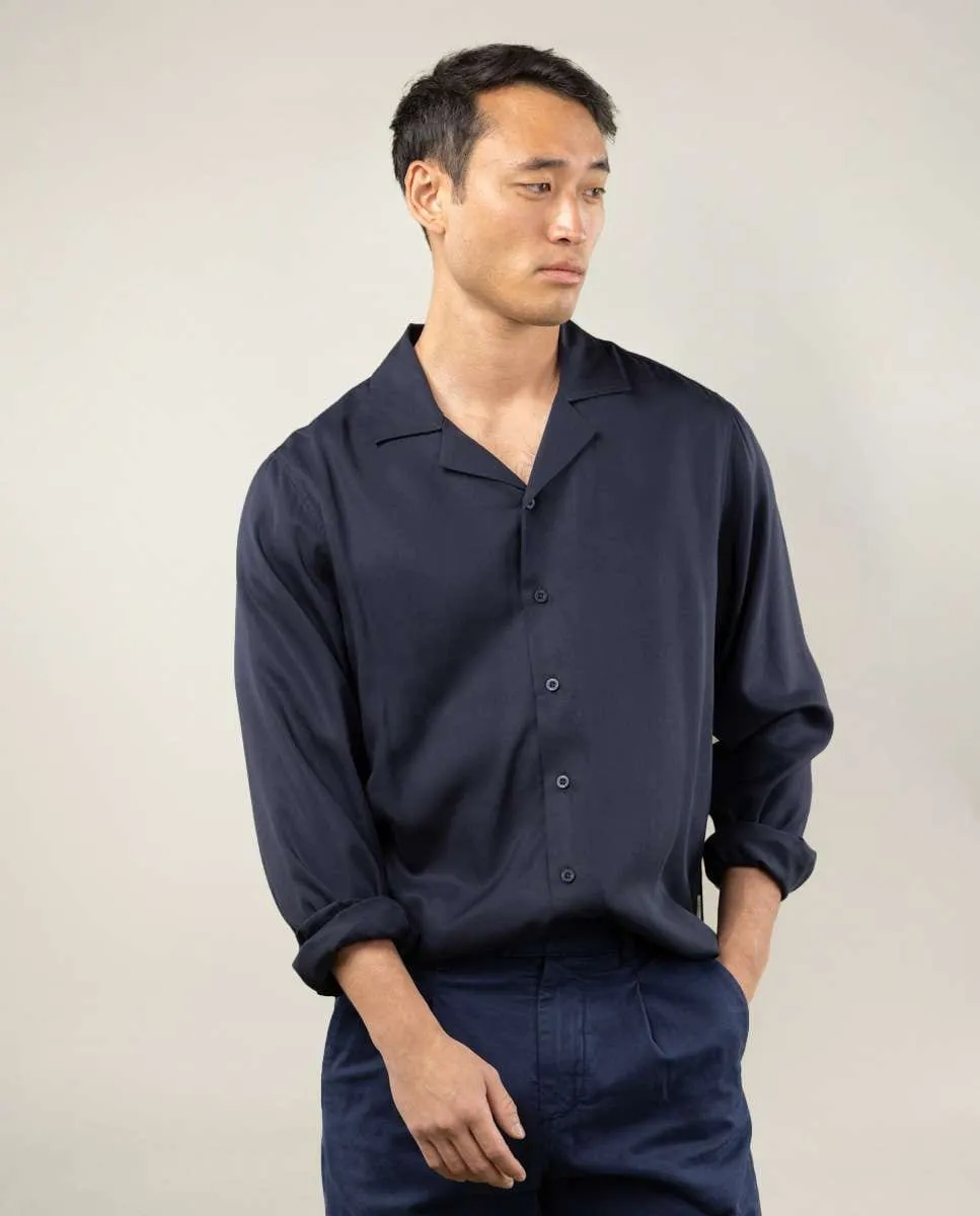 Мужская футболка из тенсела классического кроя однотонная Scotta 1985, темно-синий
Мужская футболка из тенсела классического кроя однотонная Scotta 1985, темно-синий