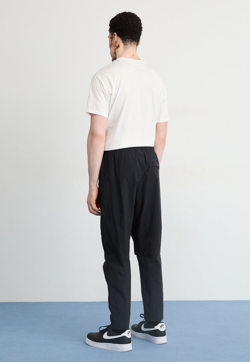 Спортивные брюки PANT Nike Sportswear, черный
Спортивные брюки PANT Nike Sportswear, черный