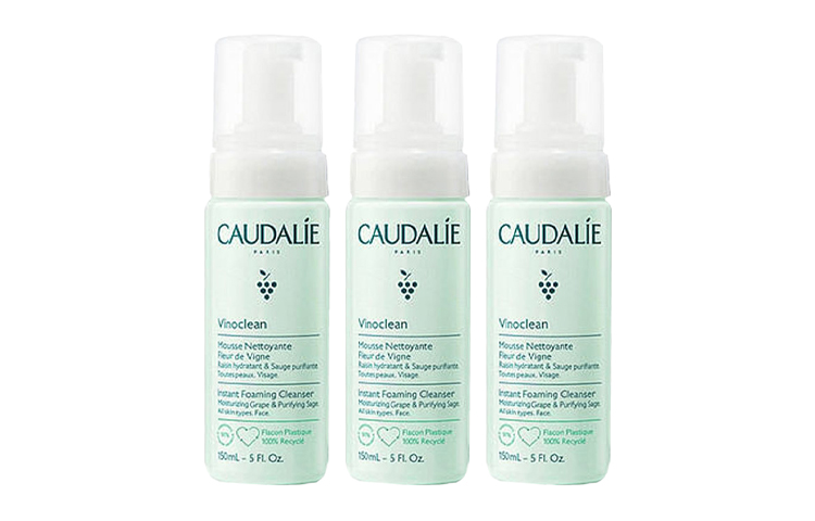 OUTILI Grape Gentle Cleansing Silk Soothing Hydrating Moisturizing 150мл/150мл*2/150мл*3 CAUDALIE
OUTILI Grape Gentle Cleansing Silk Soothing Hydrating Moisturizing 150мл/150мл*2/150мл*3 CAUDALIE