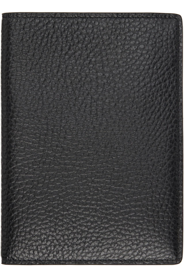 Common Projects Черный футляр для паспорта
Common Projects Черный футляр для паспорта