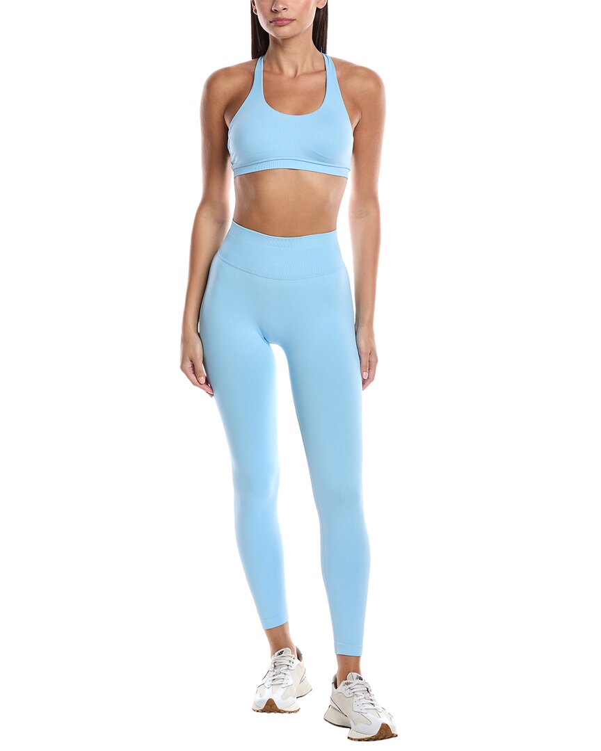 Пхат Будда комплект из 2 предметов бра и леггинсы Phat Buddha, синий
Пхат Будда комплект из 2 предметов бра и леггинсы Phat Buddha, синий