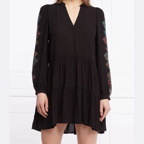 Платье бархатцев Desigual, черный
Платье бархатцев Desigual, черный