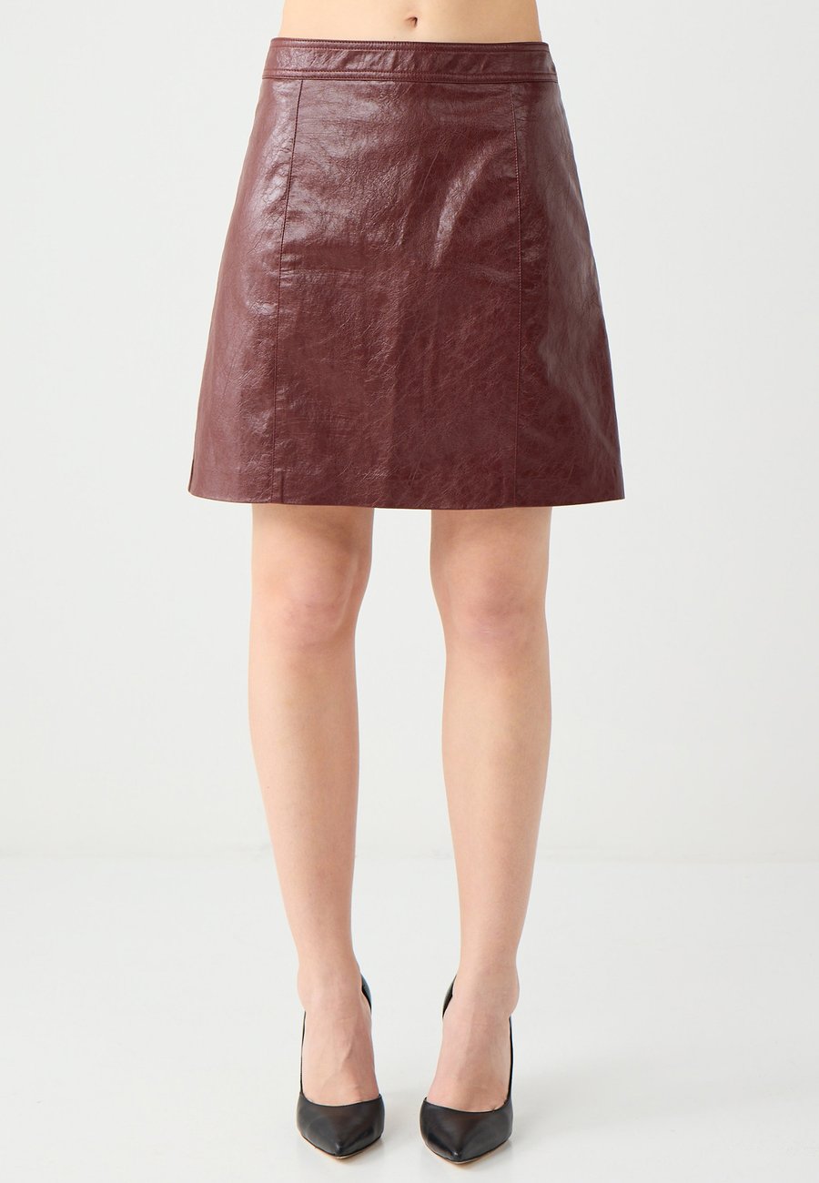 Юбка Jimmy Key A-line skirt, Burgundy/Bordeaux
Юбка Jimmy Key A-line skirt, Burgundy/Bordeaux