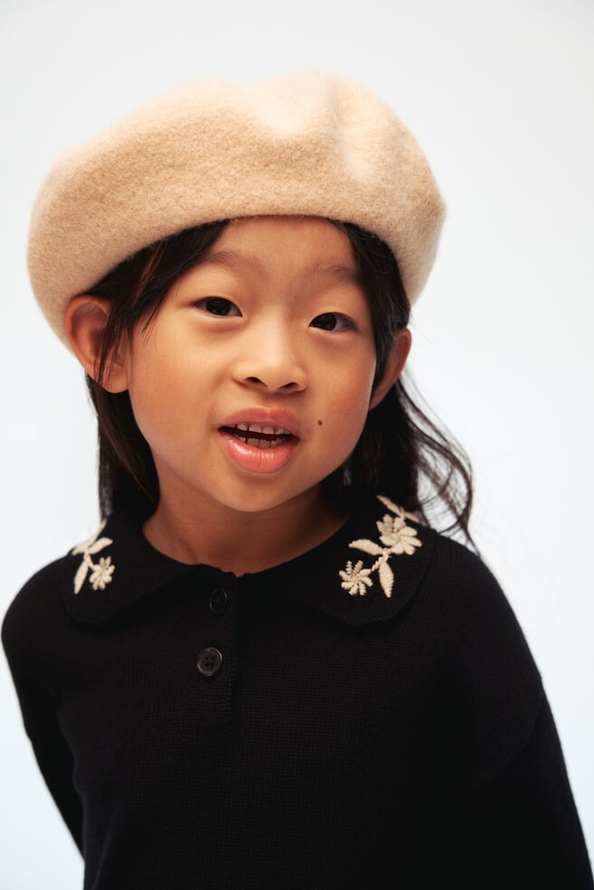 Хлопковый свитер с рисунком H&M, черный
Хлопковый свитер с рисунком H&M, черный