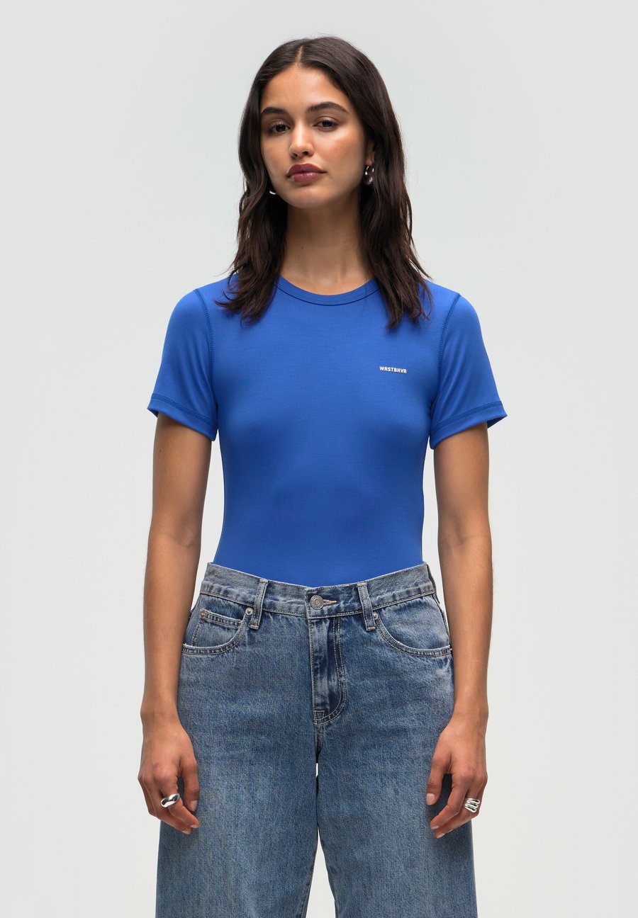 Футболка WRSTBHVR JANINA V2, Dazzling Blue/Blue, Синий, Футболка WRSTBHVR JANINA V2, Dazzling Blue/Blue
Футболка WRSTBHVR JANINA V2, Dazzling Blue/Blue, Синий, Футболка WRSTBHVR JANINA V2, Dazzling Blue/Blue