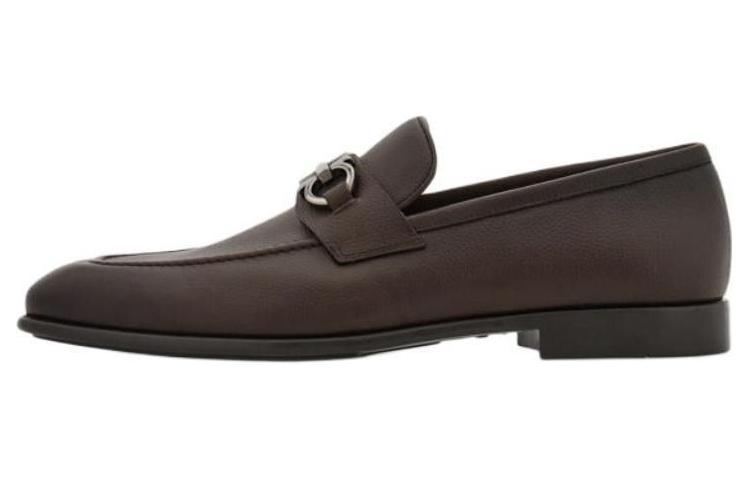 Кожаные лоферы с бляшкой Gancini Ferragamo, коричневый
Кожаные лоферы с бляшкой Gancini Ferragamo, коричневый