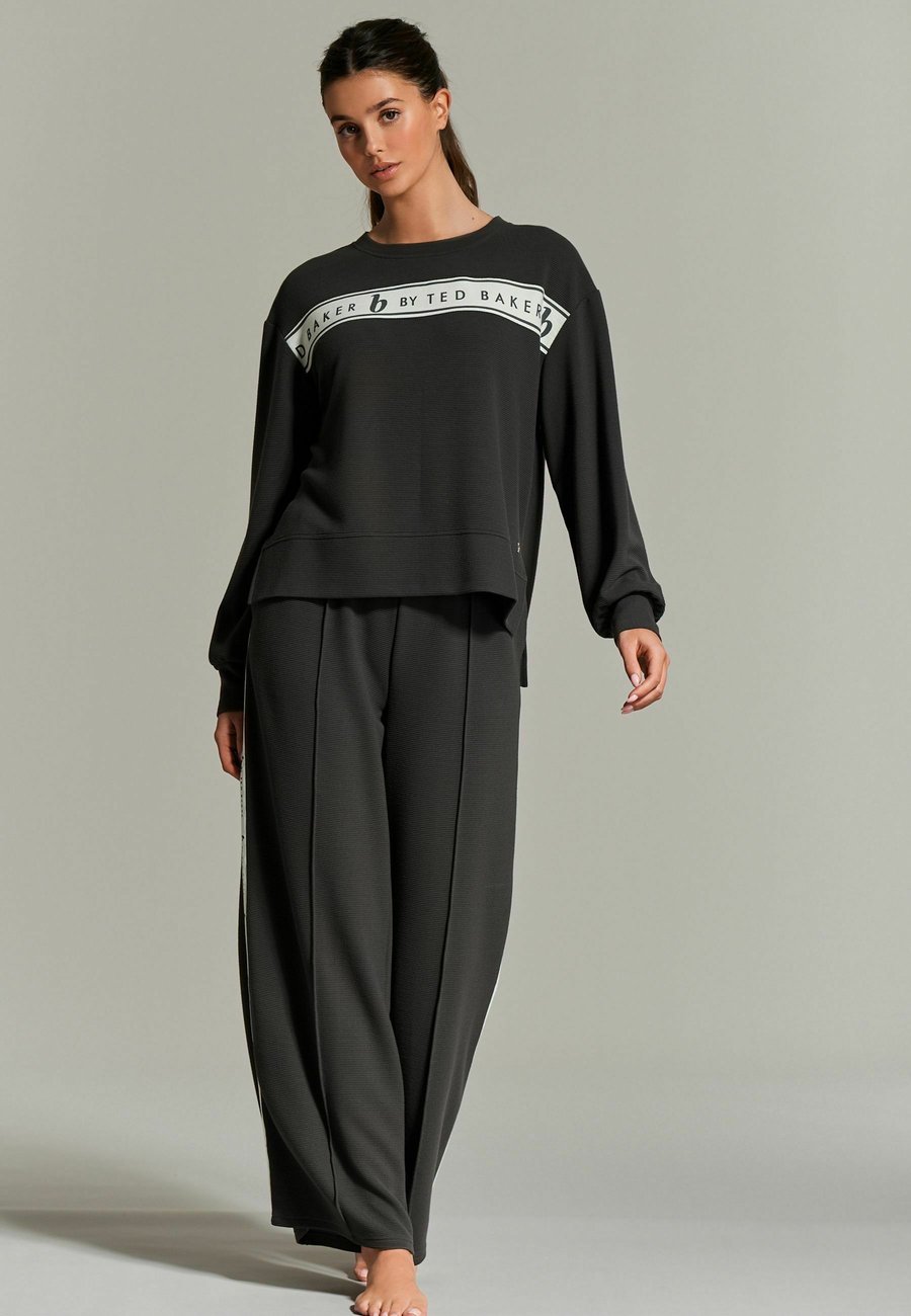 Пижамный топ B by Ted Baker Pyjama top, Charcoal Grey/Black
Пижамный топ B by Ted Baker Pyjama top, Charcoal Grey/Black