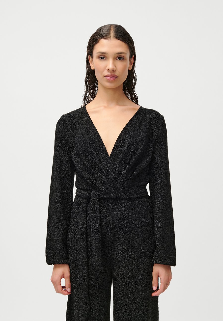 Комбинезон LeGer by Lena Gercke MARCELINA OVERALL, Schwarz/Black
Комбинезон LeGer by Lena Gercke MARCELINA OVERALL, Schwarz/Black