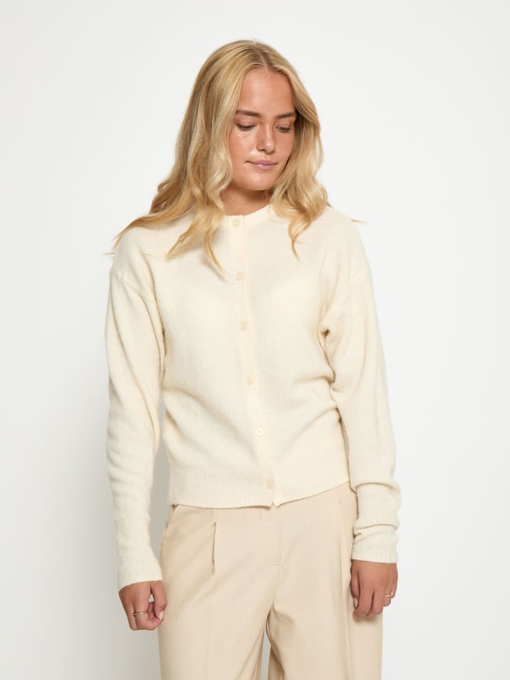 Кардиган цвета античный белый DESIRES
Кардиган цвета античный белый DESIRES