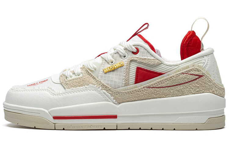 Кроссовки Xtep, белый
Кроссовки Xtep, белый