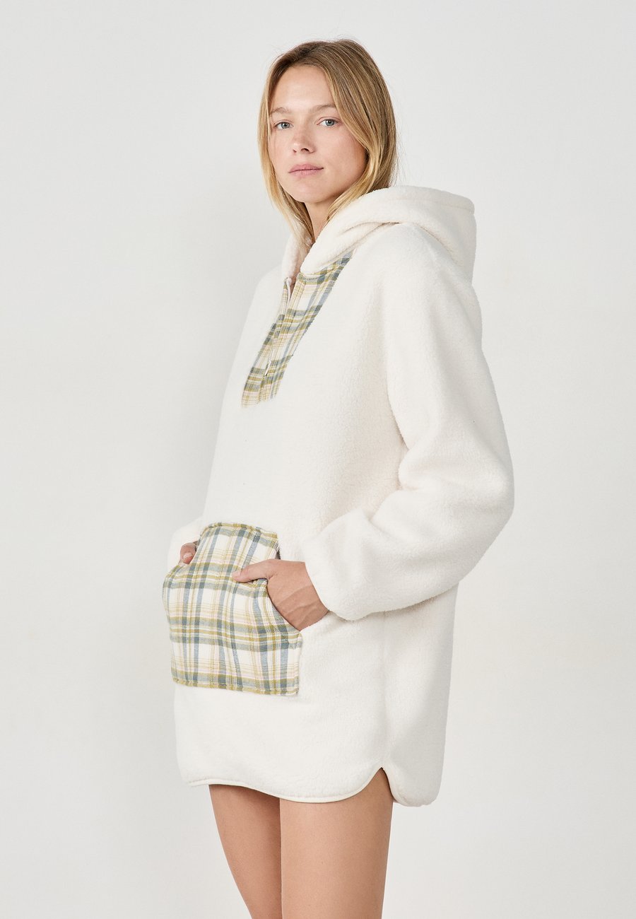 Пижамный топ Etam BAFIA, Off-White
Пижамный топ Etam BAFIA, Off-White