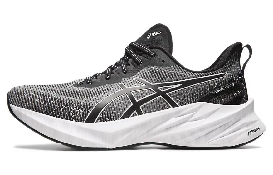 Мужские кроссовки для бега Asics Novablast 3
Мужские кроссовки для бега Asics Novablast 3