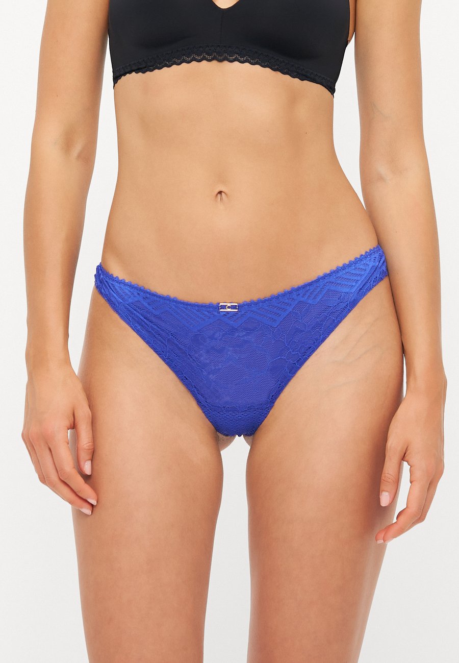 Трусы Chantelle TANGA, Blue /Blue
Трусы Chantelle TANGA, Blue /Blue