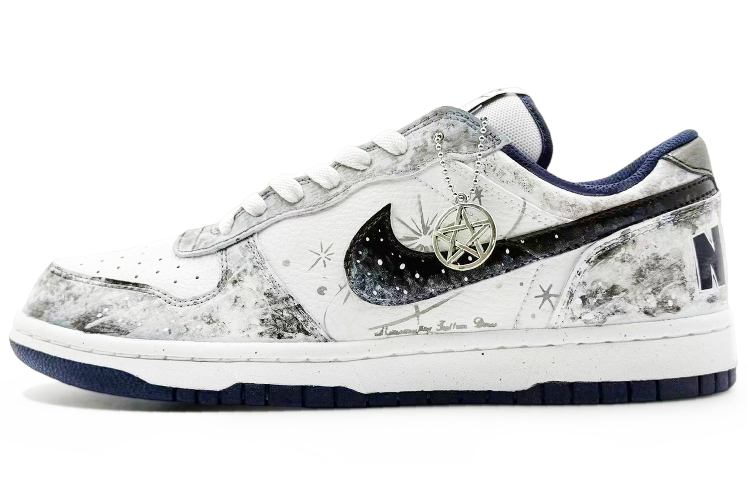 Nike Низкие скейтбордистские кроссовки Big Low из синтетической кожи с кожаной амортизацией, износостойкие, унисекс, серо-синий
Nike Низкие скейтбордистские кроссовки Big Low из синтетической кожи с кожаной амортизацией, износостойкие, унисекс, серо-синий