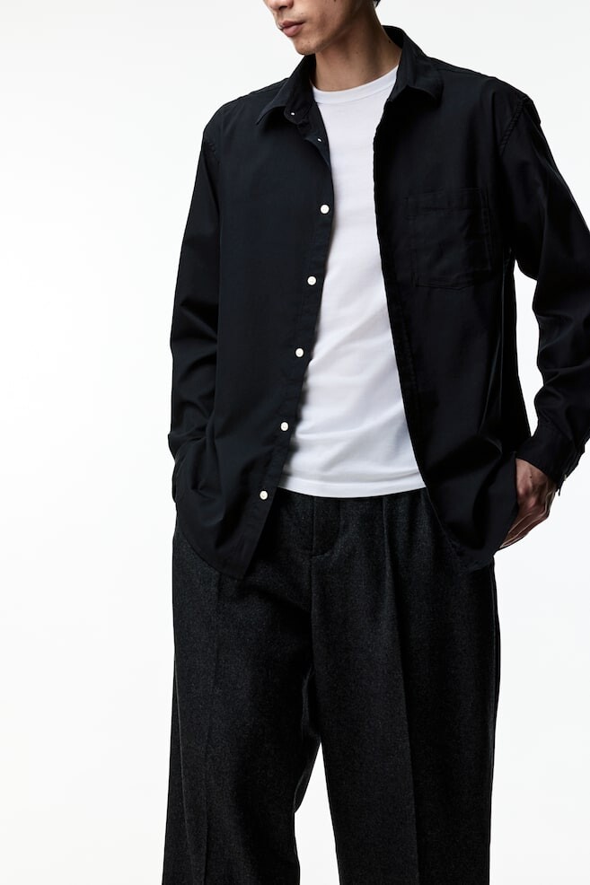 Рубашка стандартного кроя из смесового модала H&M, черный
Рубашка стандартного кроя из смесового модала H&M, черный