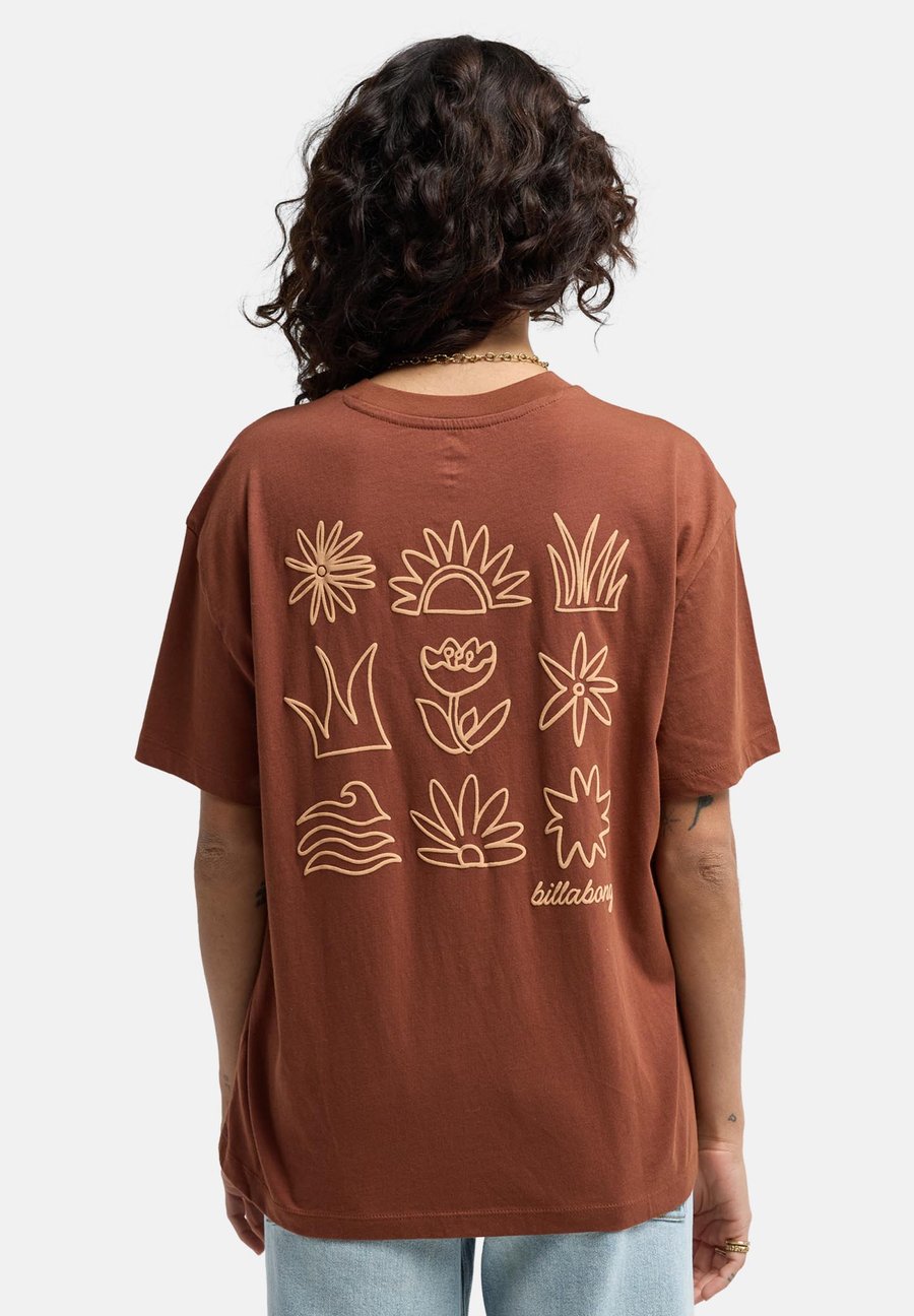Футболка Billabong FRESH GLANCE, Cow/Brown
Футболка Billabong FRESH GLANCE, Cow/Brown