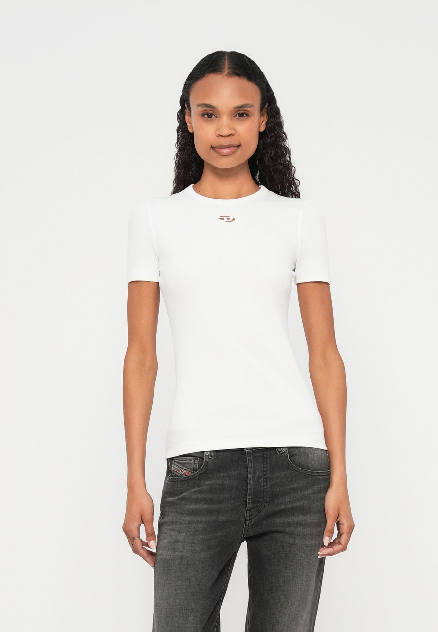 Футболка Diesel Basic T-shirt, White, Белый, Футболка Diesel Basic T-shirt, White
Футболка Diesel Basic T-shirt, White, Белый, Футболка Diesel Basic T-shirt, White