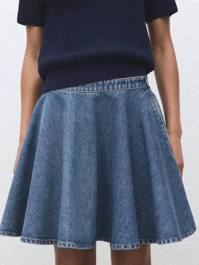 Прямая джинсовая юбка Danae A-Line Mango, Open Blue
Прямая джинсовая юбка Danae A-Line Mango, Open Blue