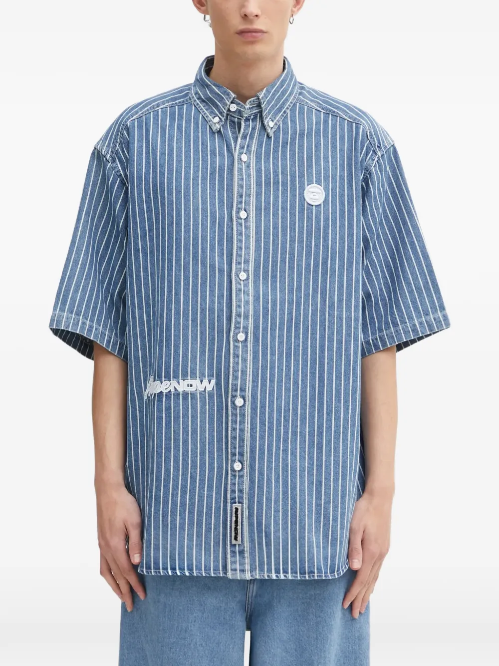 Рубашка в полоску с логотипом Aape By *A Bathing Ape, синий
Рубашка в полоску с логотипом Aape By *A Bathing Ape, синий