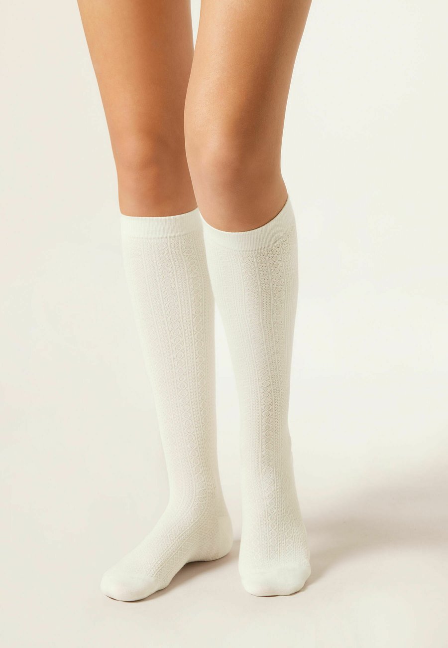 Носки Calzedonia Knee high socks, White/White Denim
Носки Calzedonia Knee high socks, White/White Denim